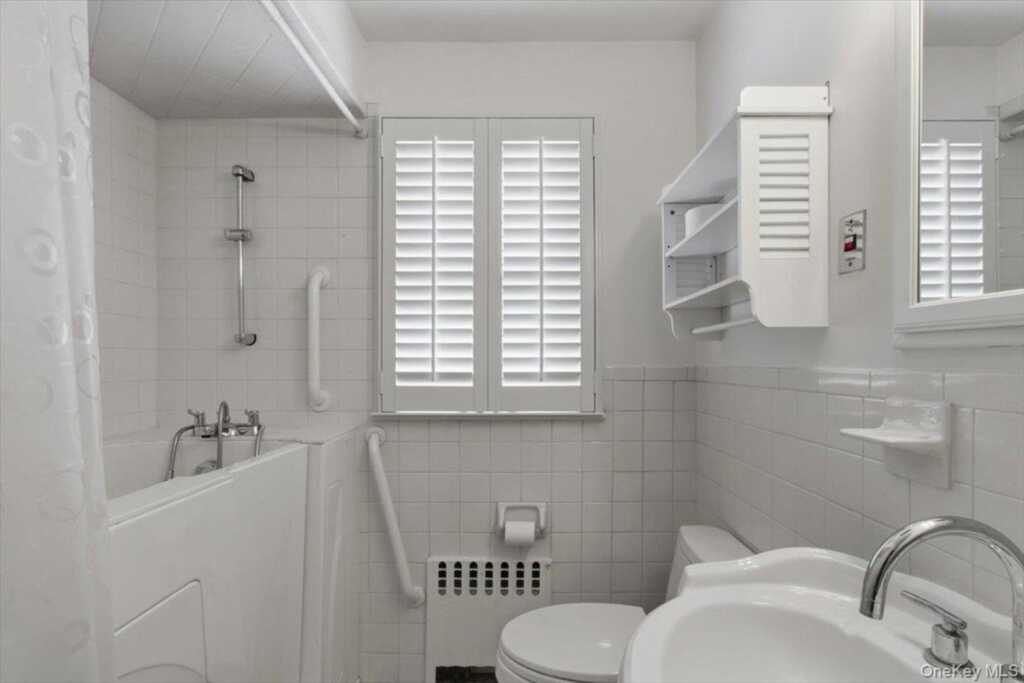 490 Franklin Street, Rye, NY 10573 - Photo 10 of 31