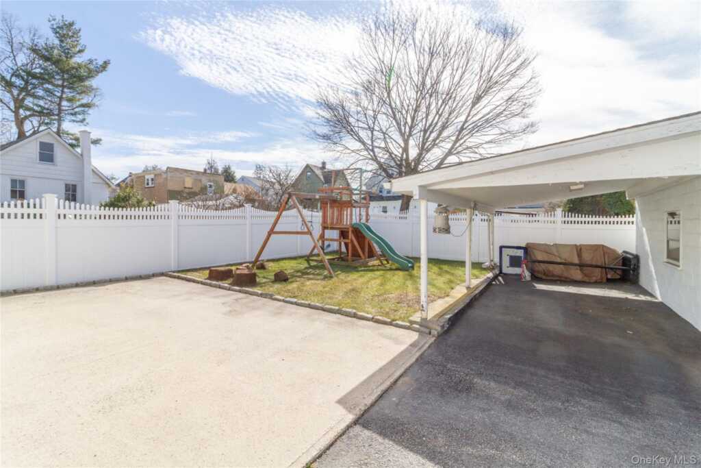 490 Franklin Street, Rye, NY 10573 - Photo 24 of 31