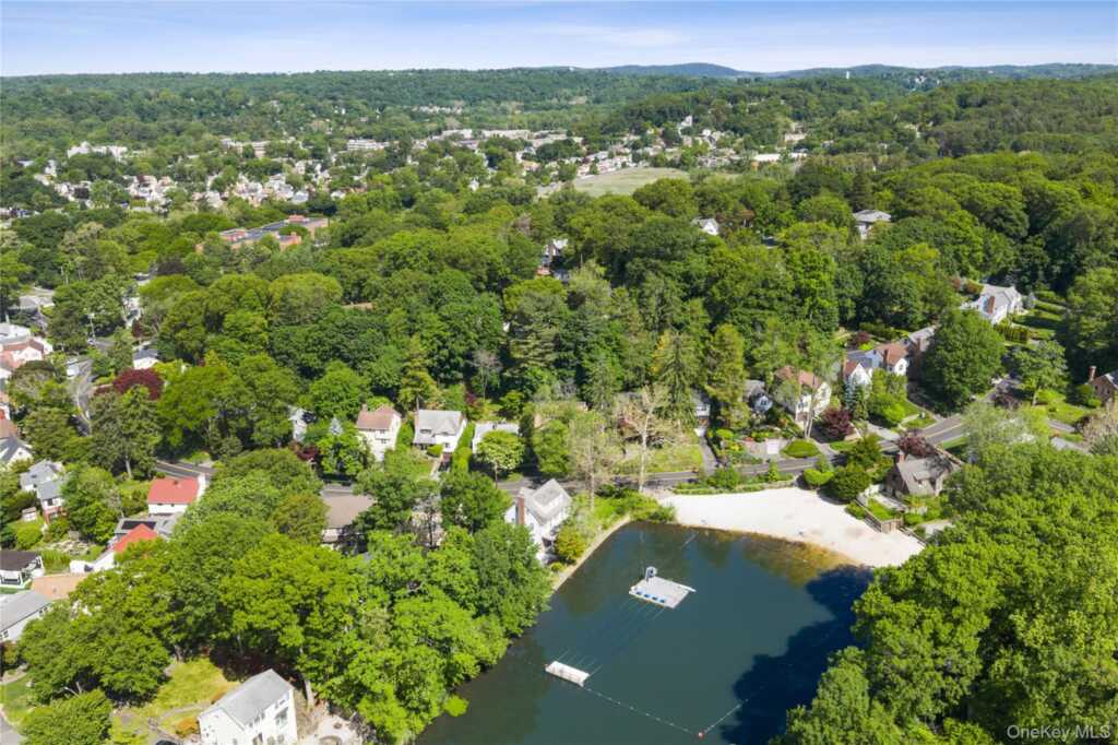 13 Chadwick Road, White Plains, NY 10604 - Photo 46 of 50