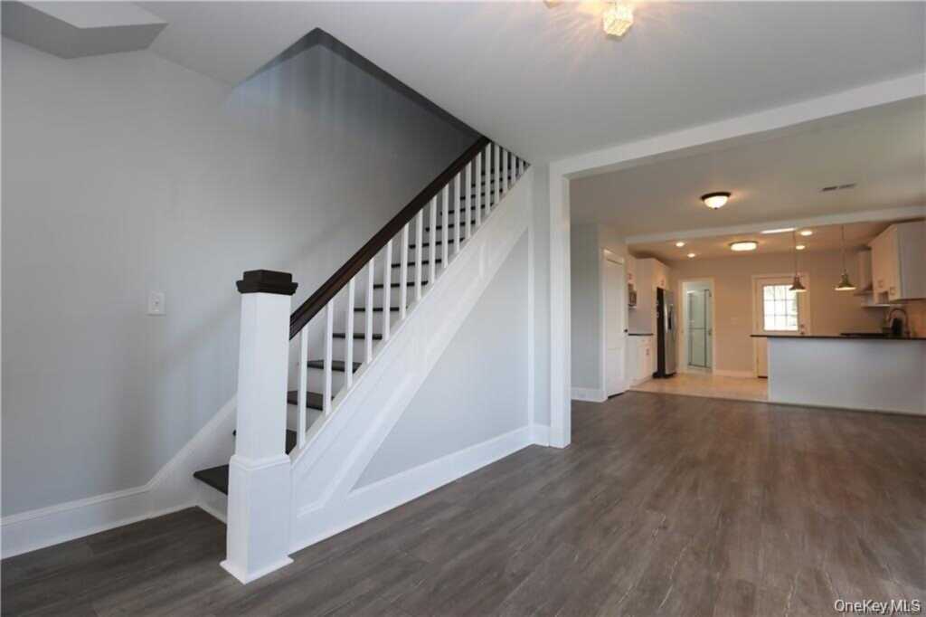 6 E Catherine Street, Unit #A, Nyack, NY 10960 - Photo 7 of 12