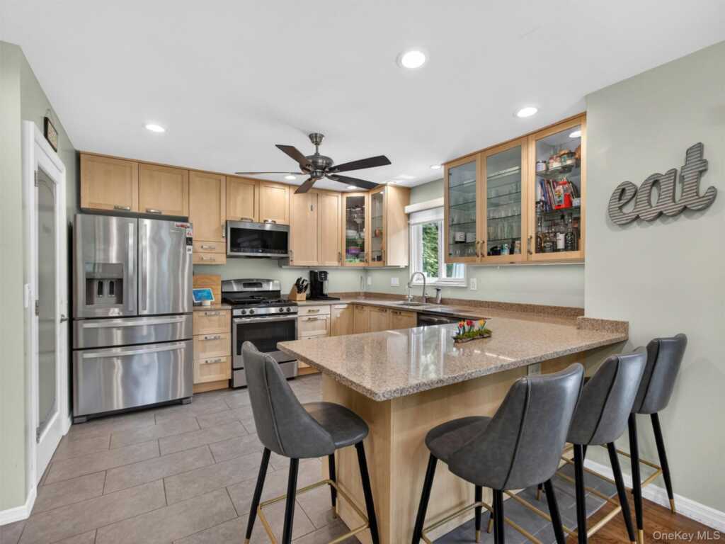 3 Durant Road, New City, NY 10956 - Photo 10 of 35