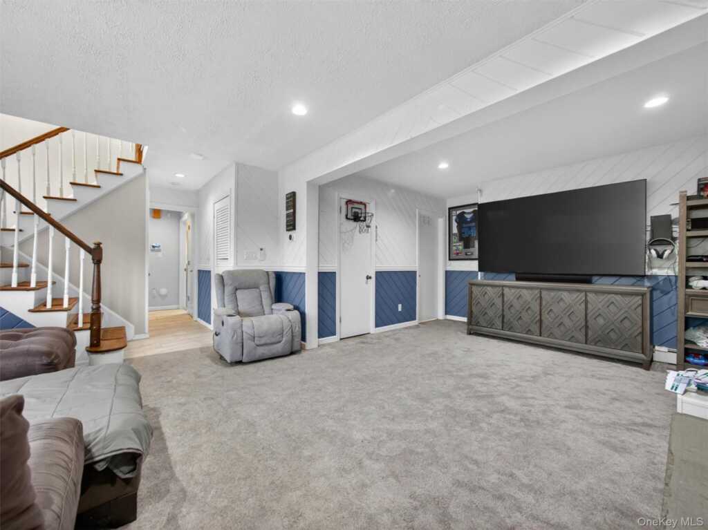 3 Durant Road, New City, NY 10956 - Photo 20 of 35