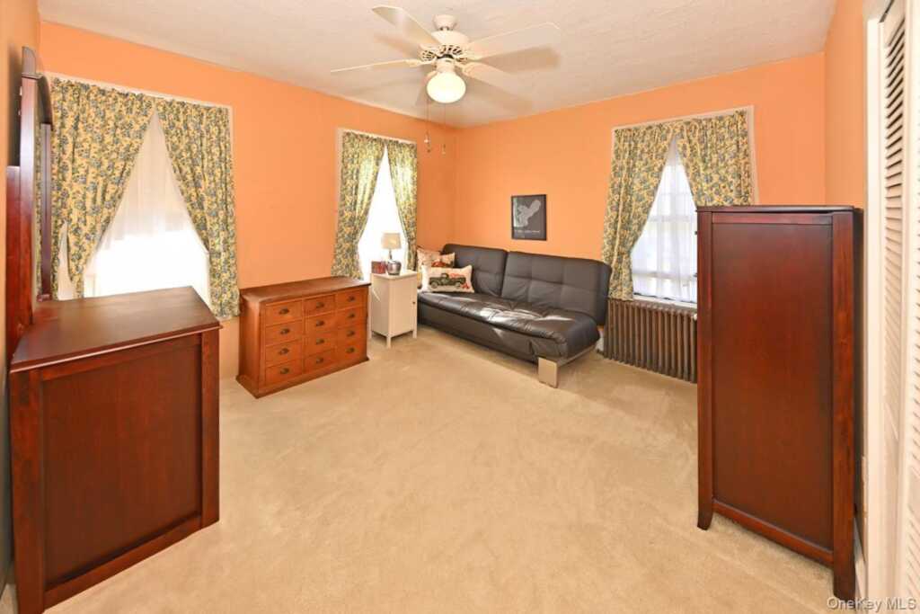 278 Cherry Lane, Suffern, NY 10901 - Photo 20 of 32