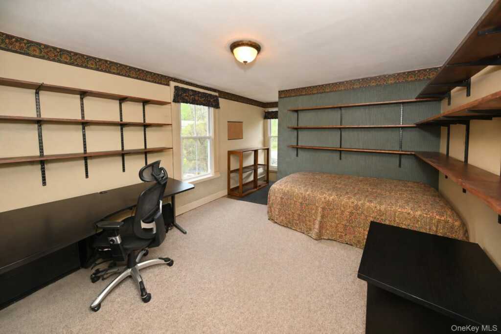 278 Cherry Lane, Suffern, NY 10901 - Photo 23 of 32