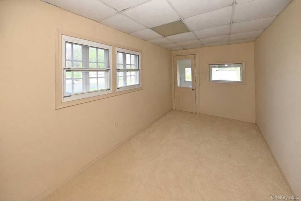 278 Cherry Lane, Suffern, NY 10901 - Photo 24 of 32