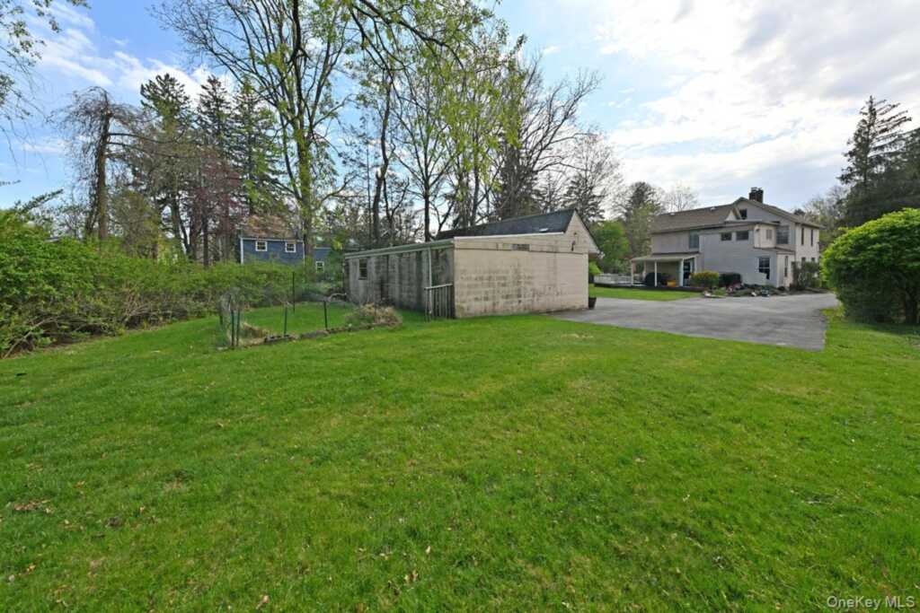 278 Cherry Lane, Suffern, NY 10901 - Photo 25 of 32