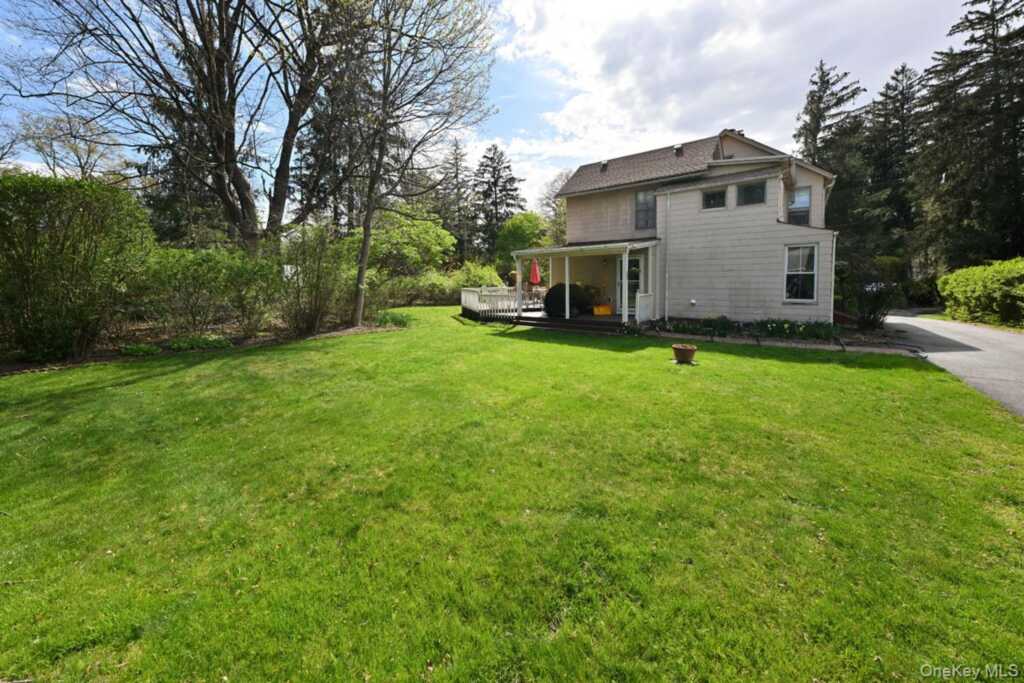 278 Cherry Lane, Suffern, NY 10901 - Photo 26 of 32