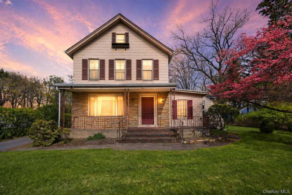 278 Cherry Lane, Suffern, NY 10901 - Photo 3 of 32