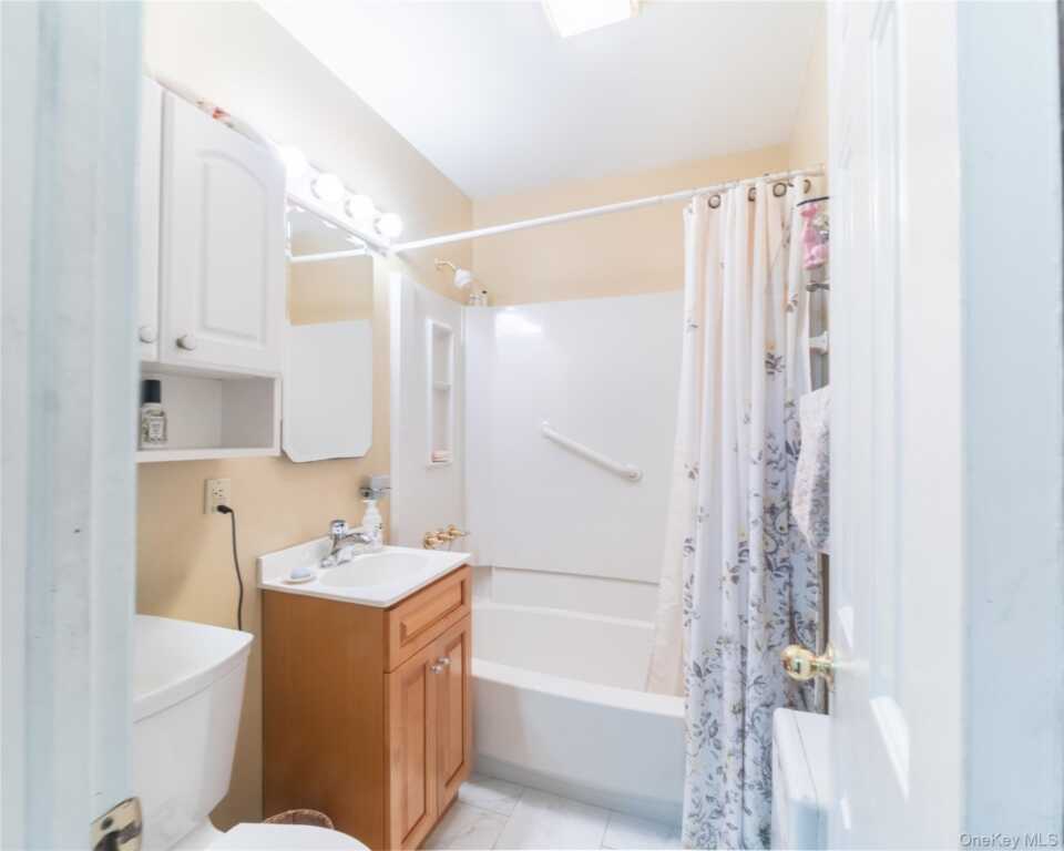 12 Maywood Avenue, Rye, NY 10573 - Photo 10 of 17