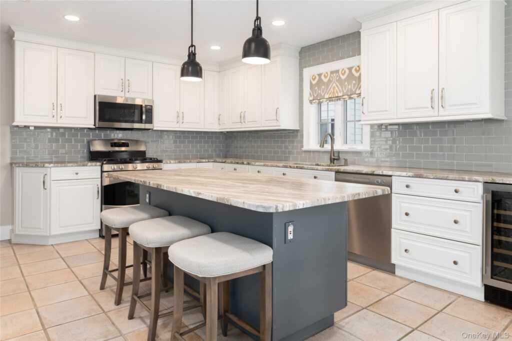 417 Wagner Avenue, Rye, NY 10543 - Photo 9 of 30