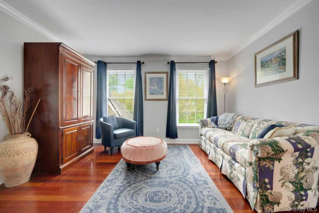 34 Eagle Court, White Plains, NY 10605 - Photo 21 of 49