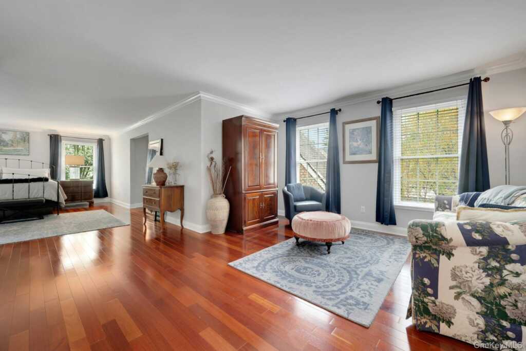 34 Eagle Court, White Plains, NY 10605 - Photo 22 of 49