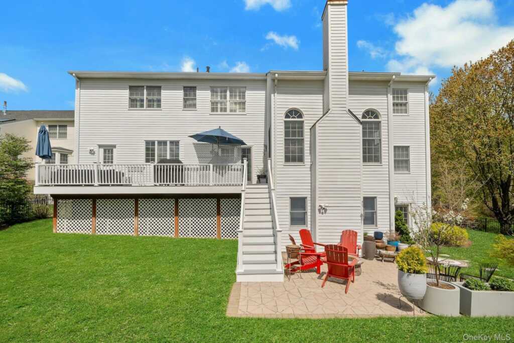 34 Eagle Court, White Plains, NY 10605 - Photo 45 of 49