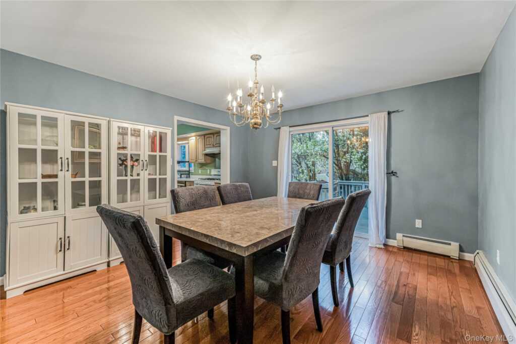 145 Walworth Avenue, White Plains, NY 10606 - Photo 10 of 36