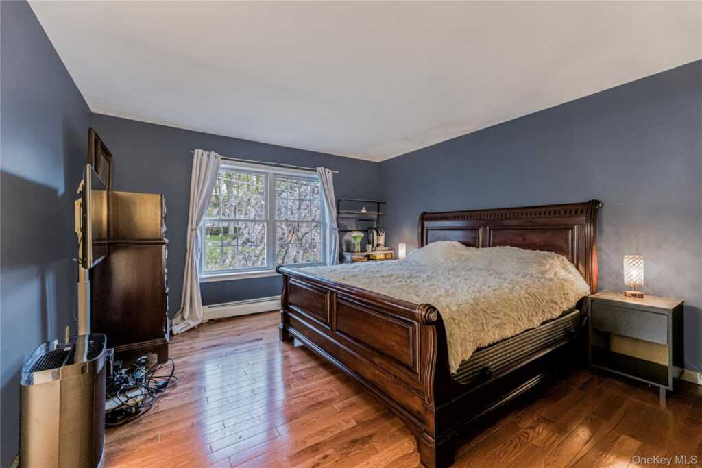 145 Walworth Avenue, White Plains, NY 10606 - Photo 13 of 36