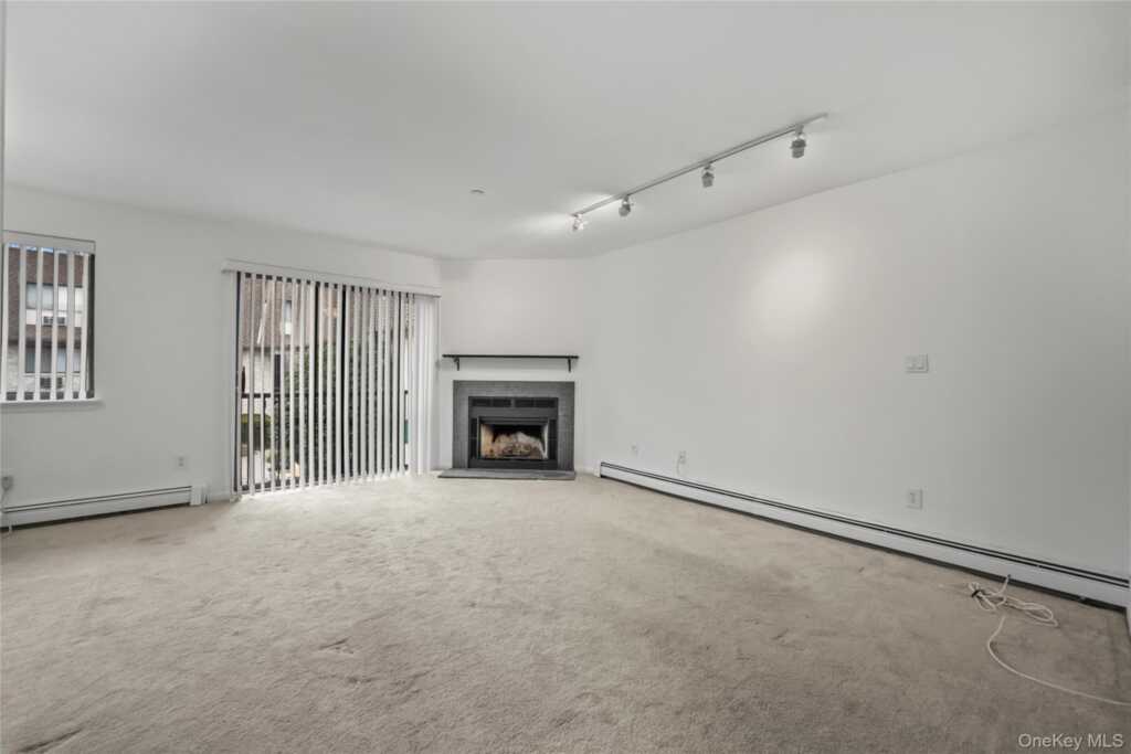 24 Carhart Avenue, Unit #318, White Plains, NY 10605 - Photo 6 of 23