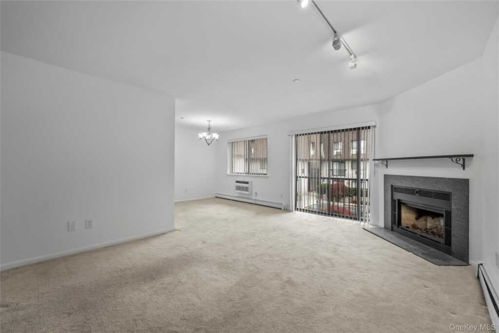 24 Carhart Avenue, Unit #318, White Plains, NY 10605 - Photo 9 of 23