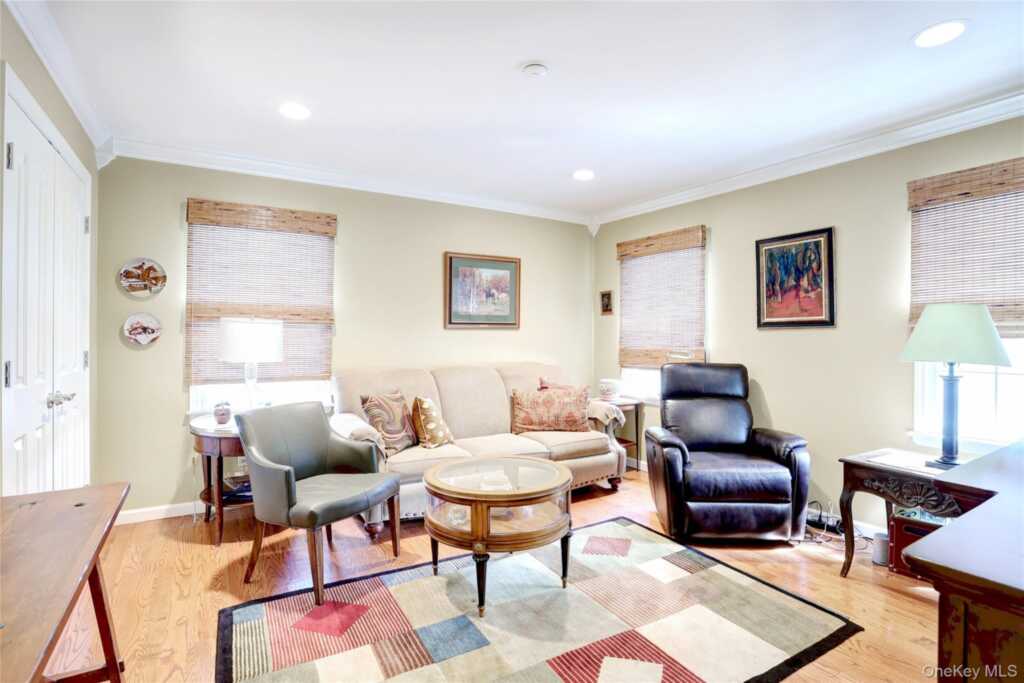 52 Jefferson Lane, New City, NY 10956 - Photo 22 of 33