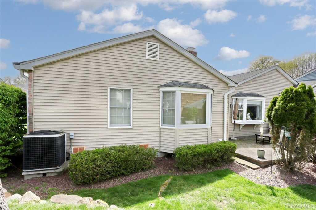 52 Jefferson Lane, New City, NY 10956 - Photo 30 of 33