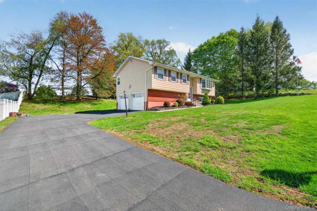 10 Termasen Drive, Stony Point, NY 10980 - Photo 5 of 41