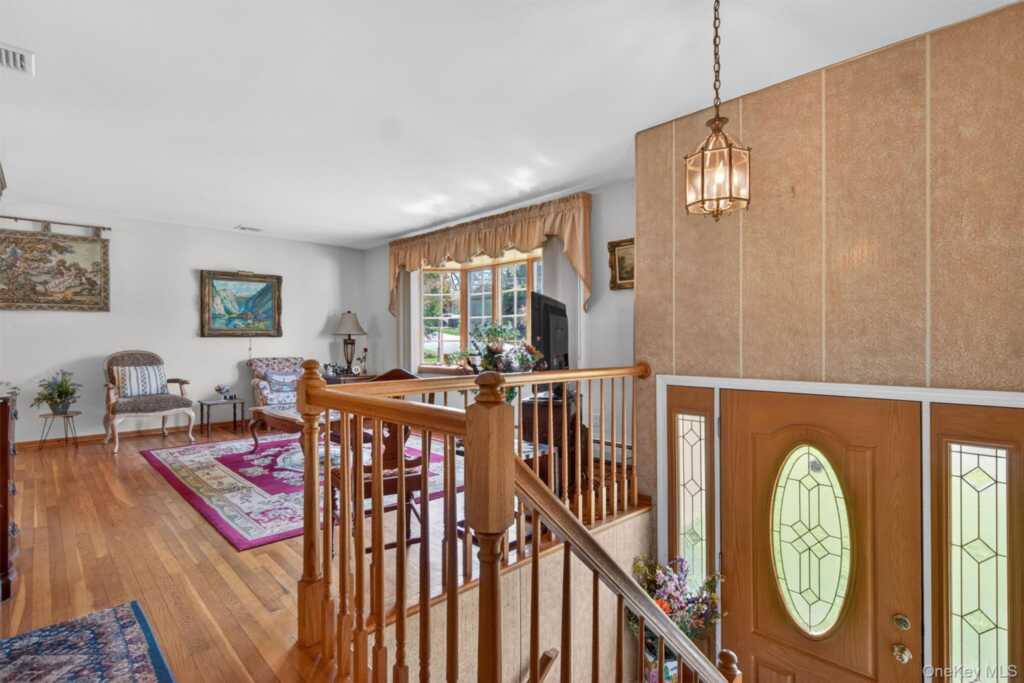 10 Termasen Drive, Stony Point, NY 10980 - Photo 6 of 41