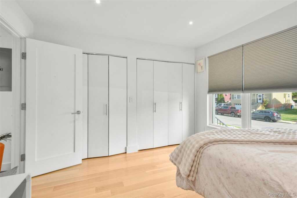 208 Florence Street, Rye, NY 10543 - Photo 15 of 43