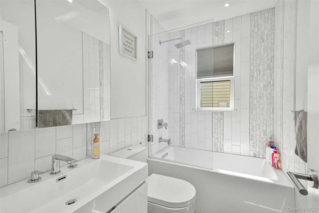 208 Florence Street, Rye, NY 10543 - Photo 16 of 43