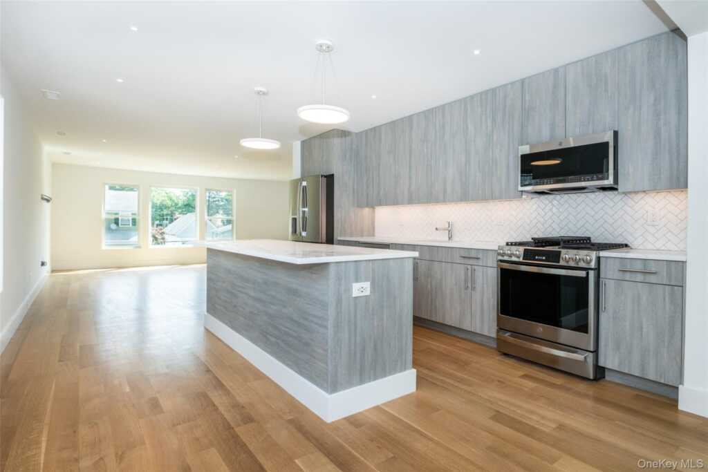 208 Florence Street, Rye, NY 10543 - Photo 23 of 43