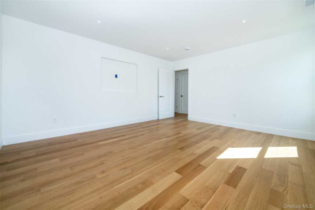 208 Florence Street, Rye, NY 10543 - Photo 35 of 43