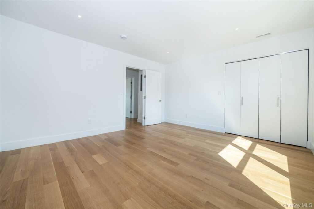 208 Florence Street, Rye, NY 10543 - Photo 37 of 43