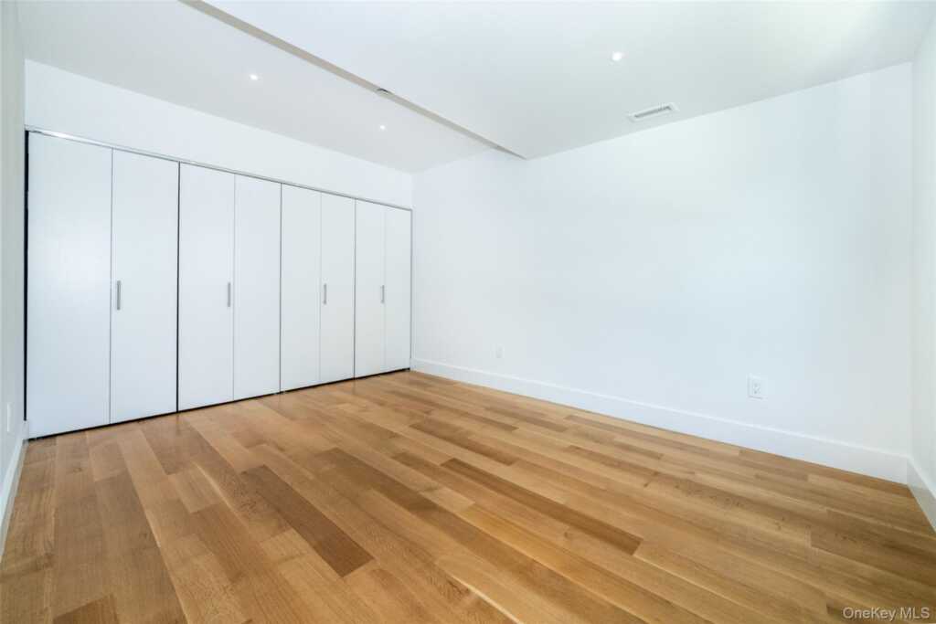 208 Florence Street, Rye, NY 10543 - Photo 38 of 43