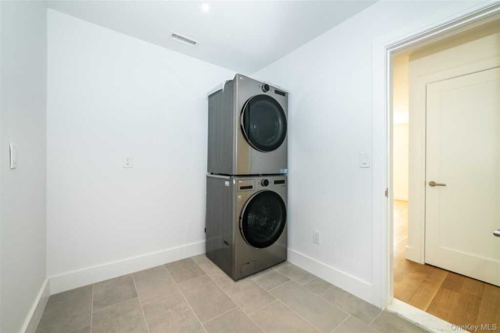 208 Florence Street, Rye, NY 10543 - Photo 39 of 43