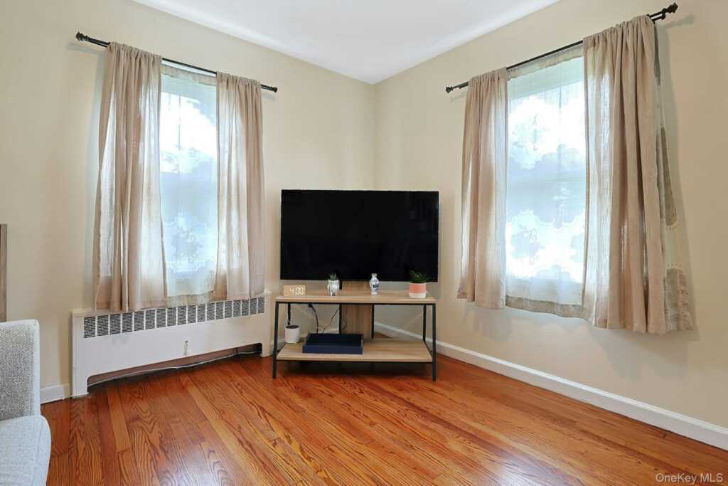 17 N Park Avenue, Nanuet, NY 10954 - Photo 15 of 41