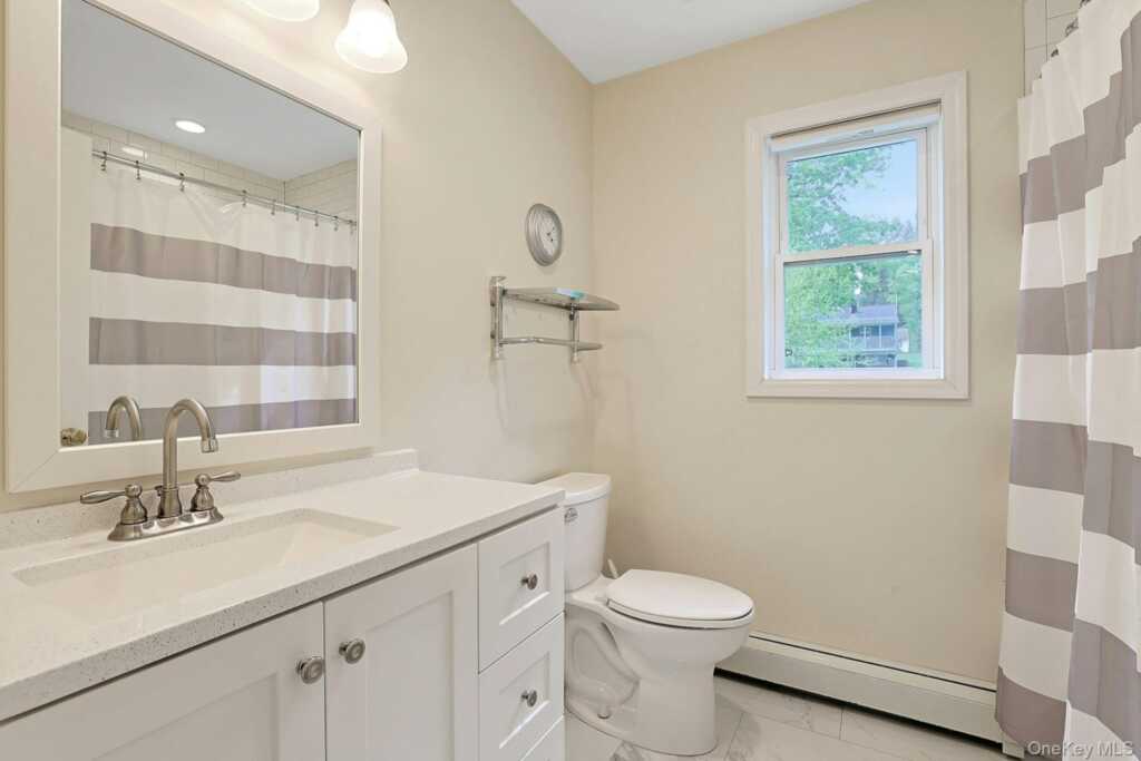 17 N Park Avenue, Nanuet, NY 10954 - Photo 24 of 41