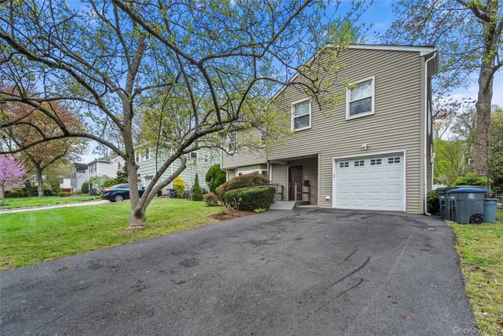 20 Salem Place, White Plains, NY 10605 - Photo 27 of 28