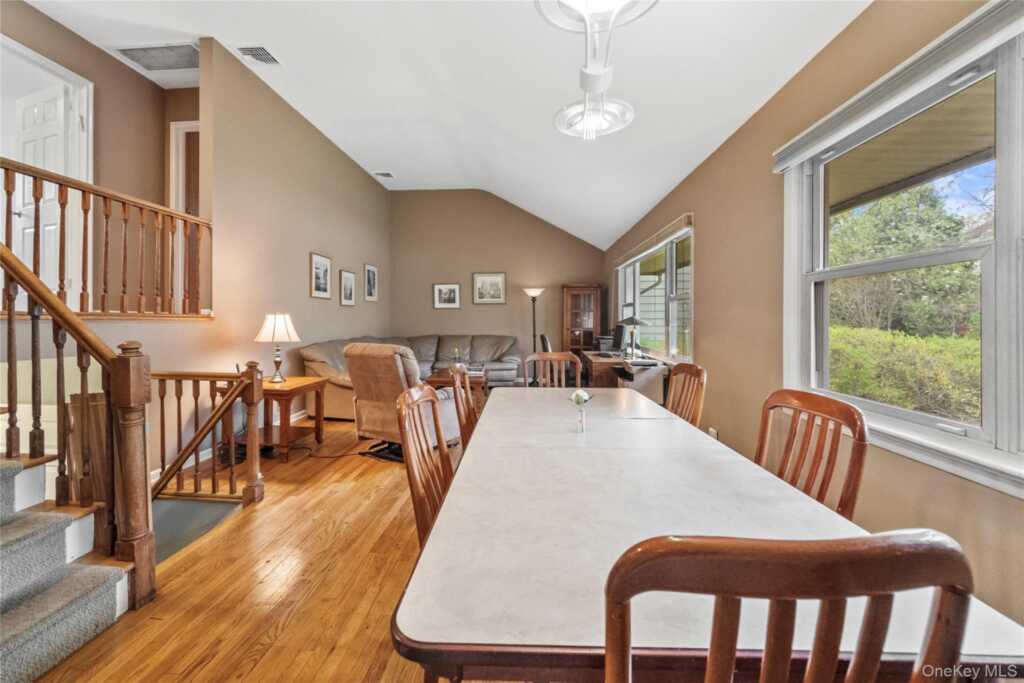20 Salem Place, White Plains, NY 10605 - Photo 8 of 28