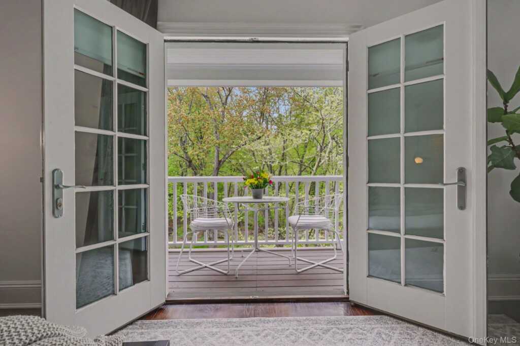 10 Morris Court, Rye, NY 10580 - Photo 16 of 50
