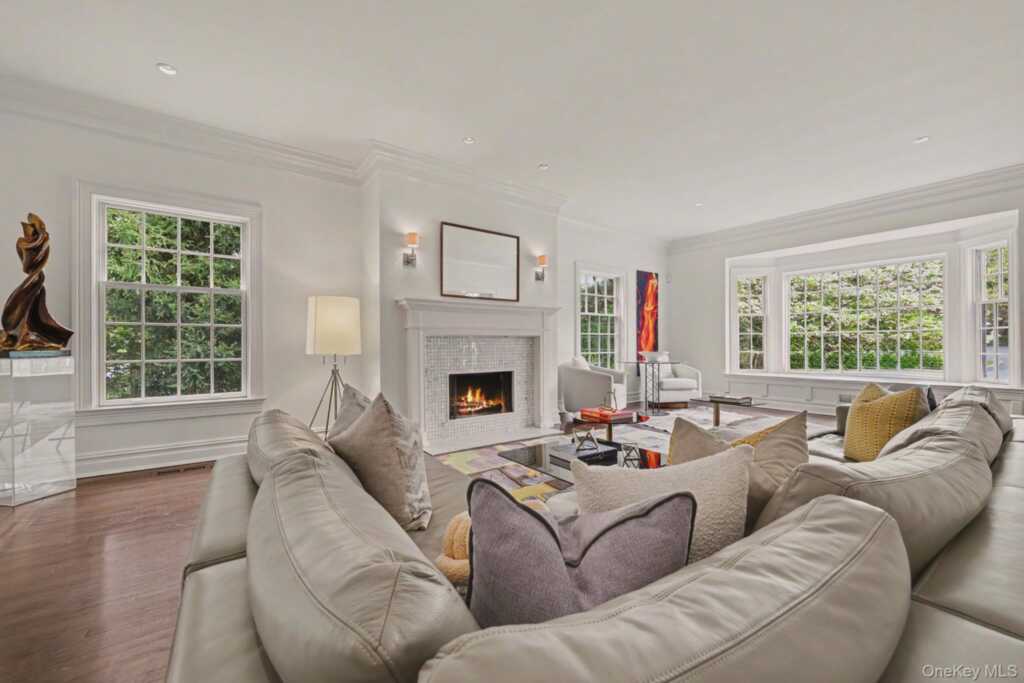 10 Morris Court, Rye, NY 10580 - Photo 6 of 50