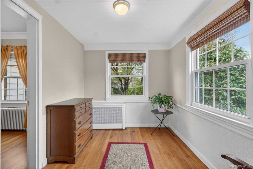 54 Seneca Avenue, White Plains, NY 10603 - Photo 29 of 50