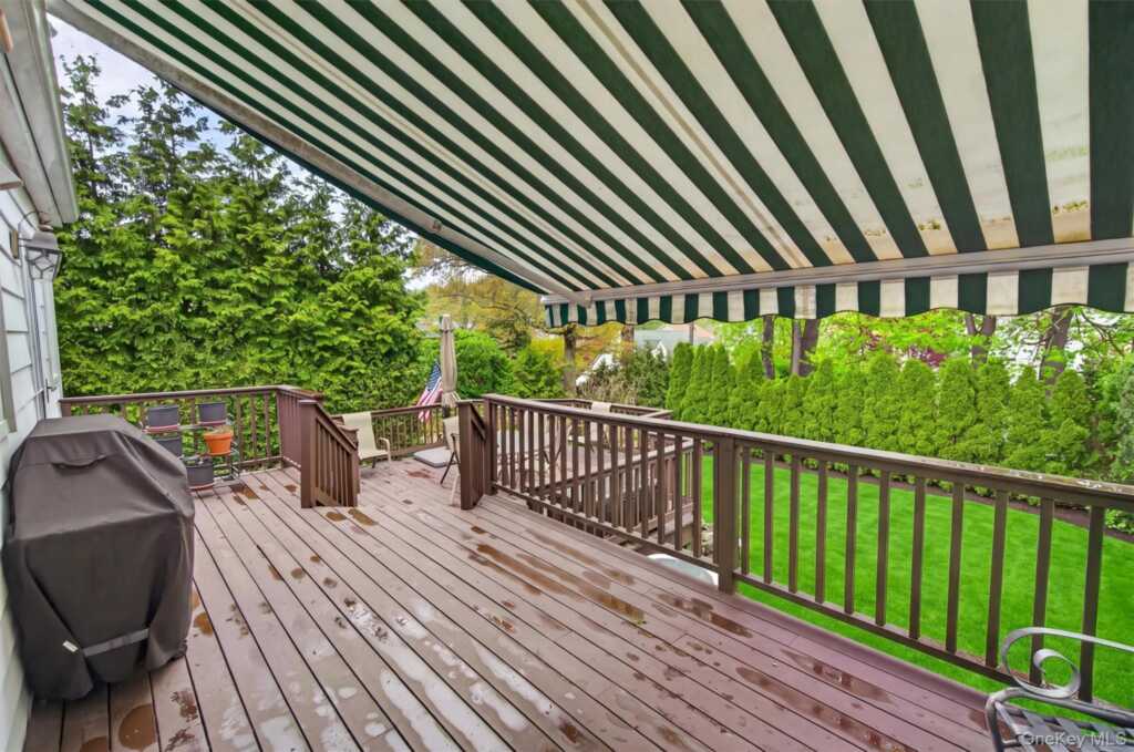 54 Seneca Avenue, White Plains, NY 10603 - Photo 37 of 50