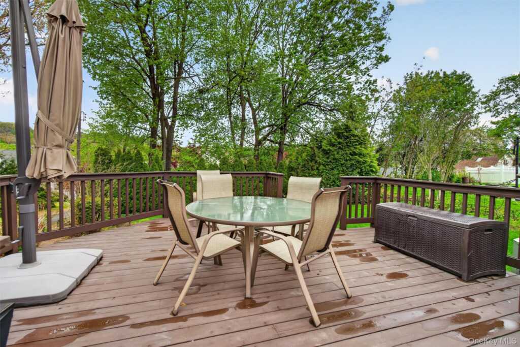 54 Seneca Avenue, White Plains, NY 10603 - Photo 40 of 50