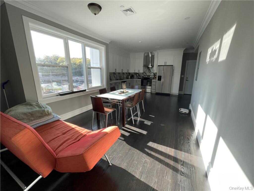 308 Battle Avenue, Unit #3, White Plains, NY 10606 - Photo 6 of 12