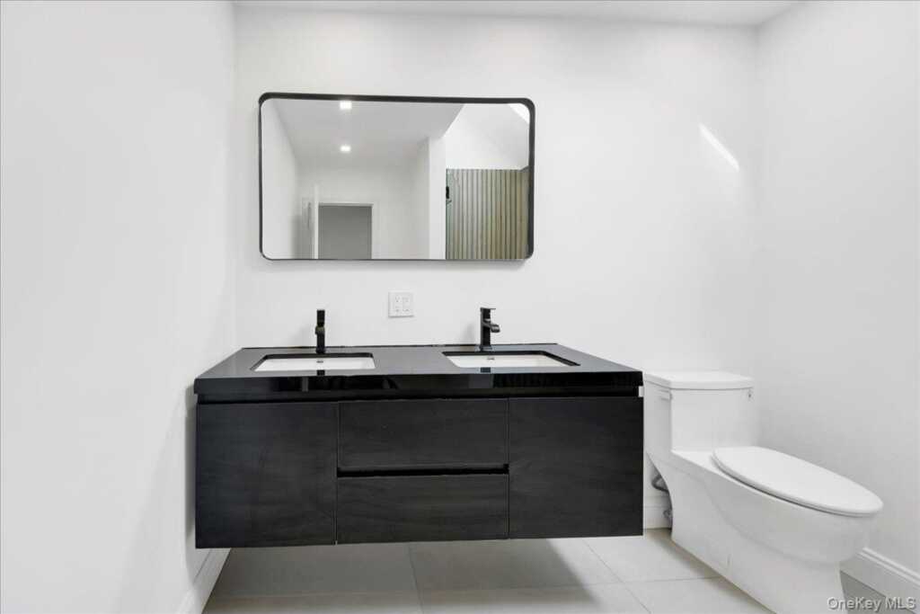 7 Fernwood Avenue, Rye, NY 10580 - Photo 11 of 43