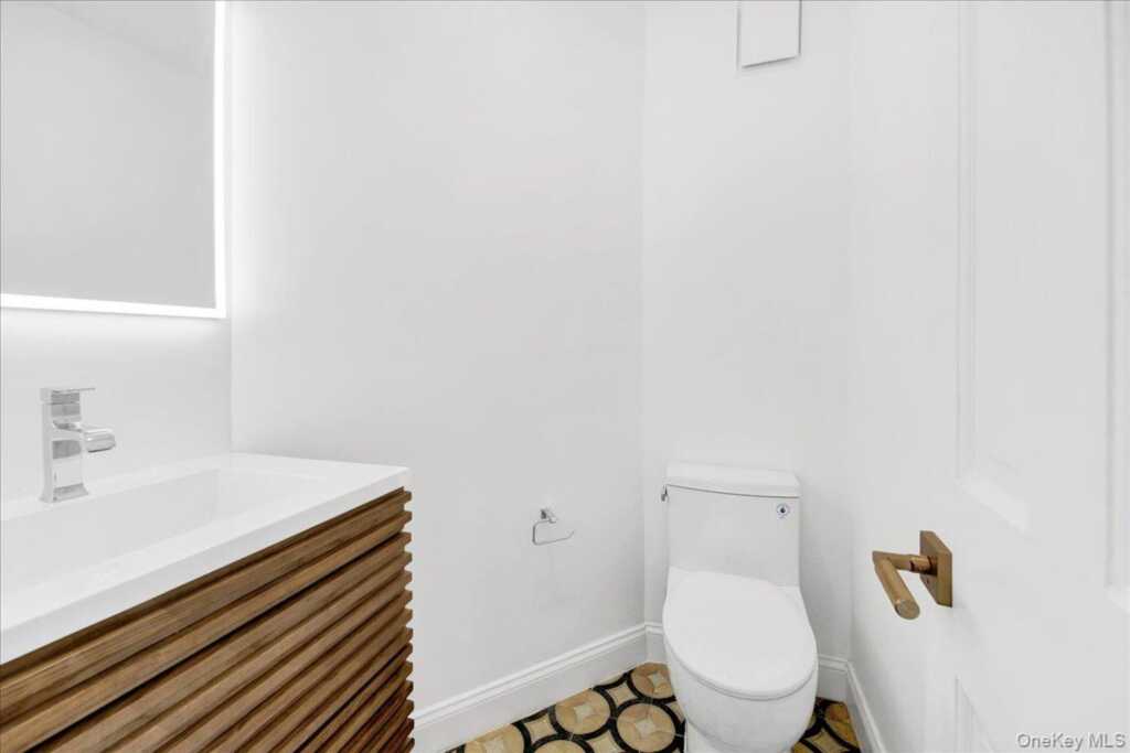 7 Fernwood Avenue, Rye, NY 10580 - Photo 20 of 43