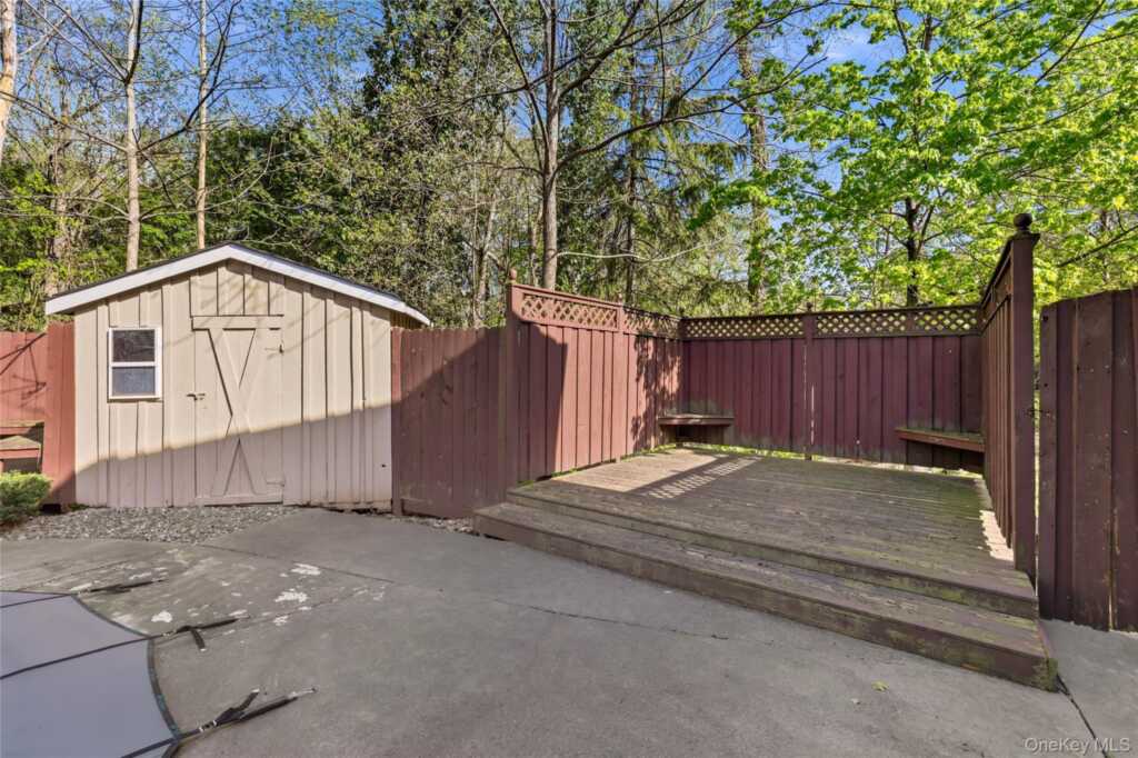 35 Mayer Drive, Suffern, NY 10901 - Photo 29 of 34