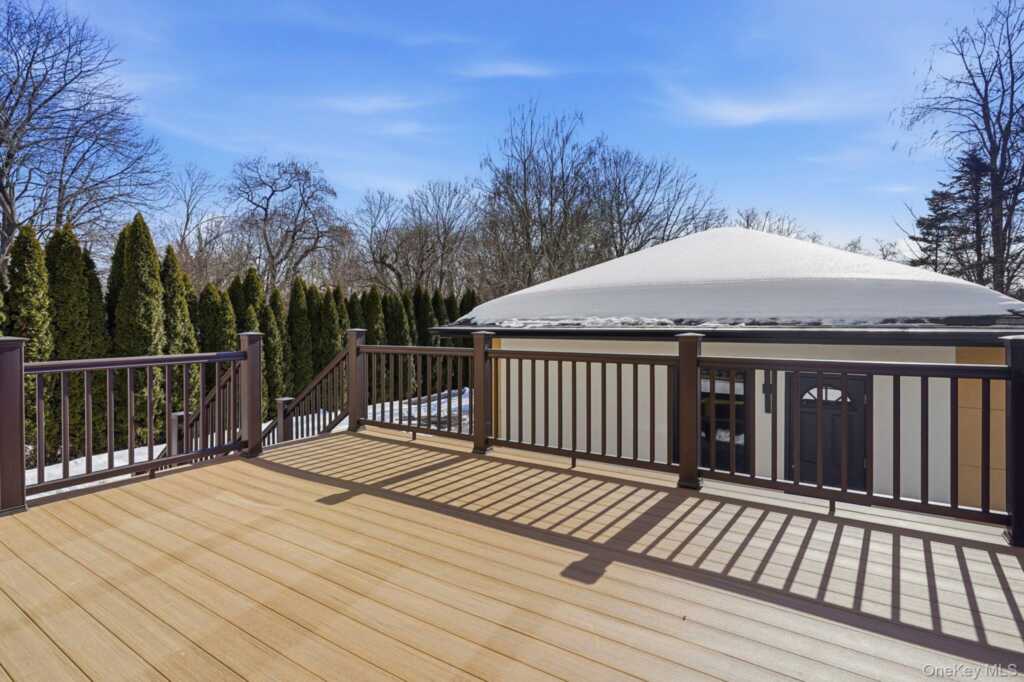 31 Gedney Way, White Plains, NY 10605 - Photo 16 of 44