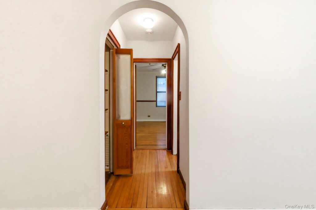 1 Broad Parkway, Unit #3M, White Plains, NY 10601 - Photo 9 of 10