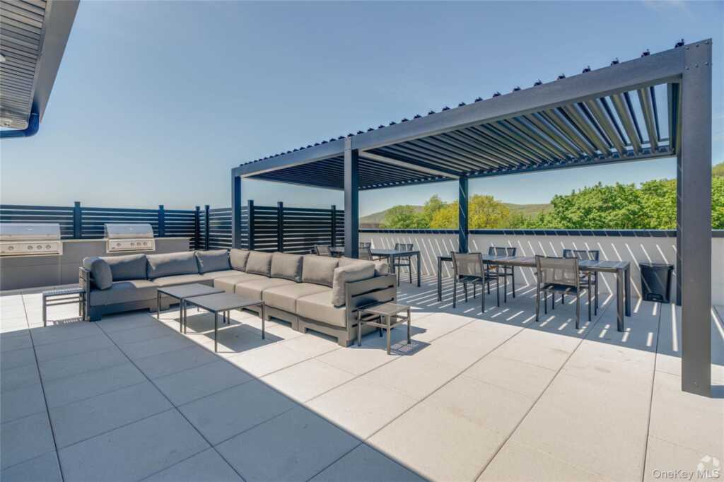 15 Washington Avenue, Unit #201, Suffern, NY 10901 - Photo 24 of 31