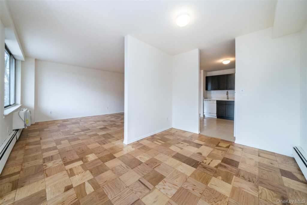 125 Lake Street, Unit #9-B South, White Plains, NY 10604 - Photo 17 of 32