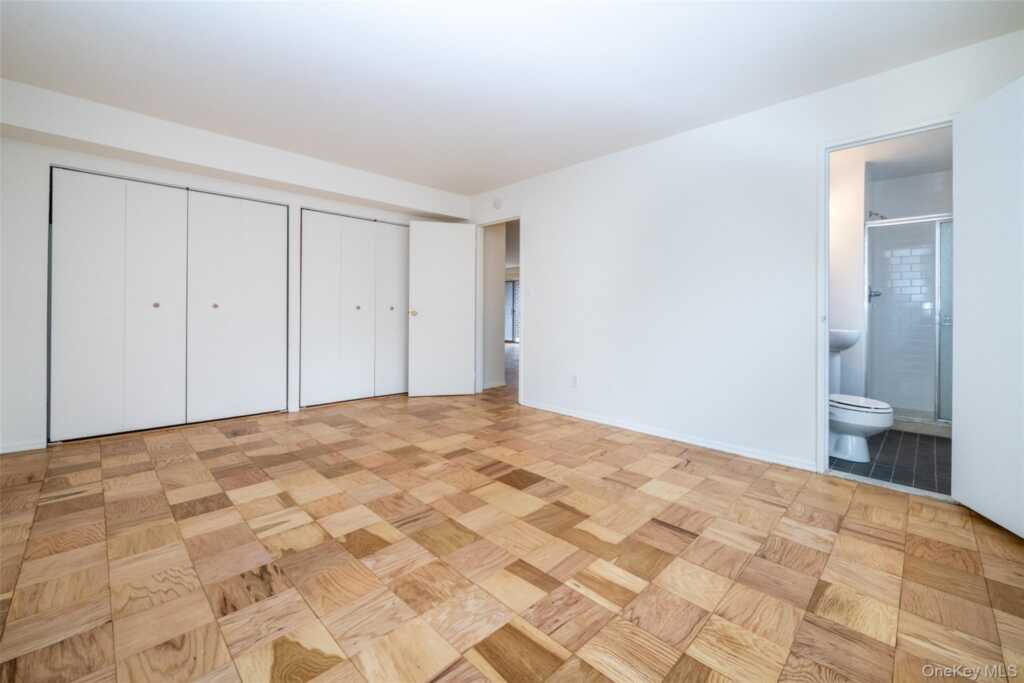 125 Lake Street, Unit #9-B South, White Plains, NY 10604 - Photo 27 of 32